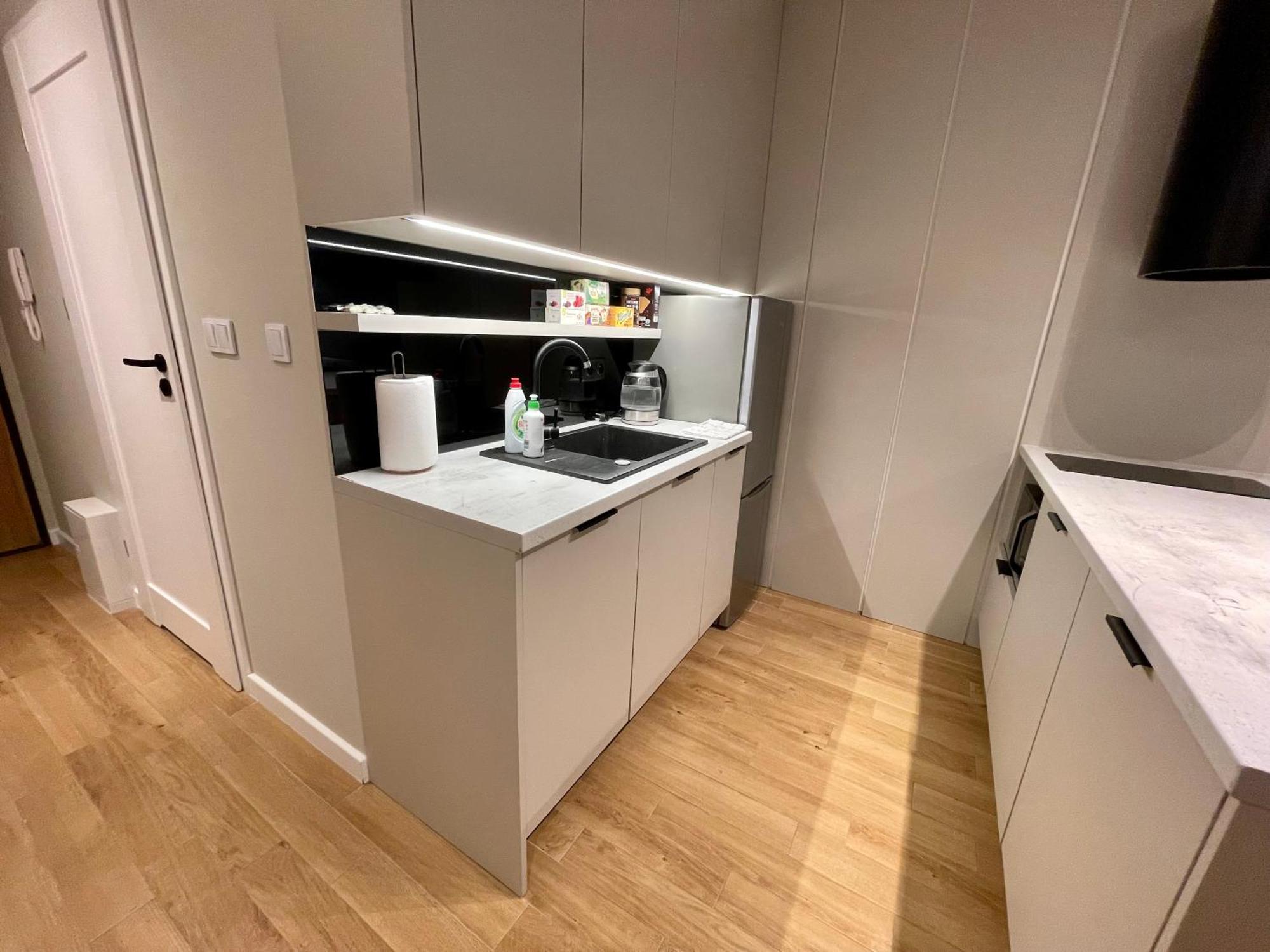 Апартаменты Time&House Pileckiego Przy Centrum Onkologi I Klinice Novum Apartament Na Wylacznosc Pokoj,Sypialnia,Lozko, Lazienka,Kuchnia Варшава Экстерьер фото